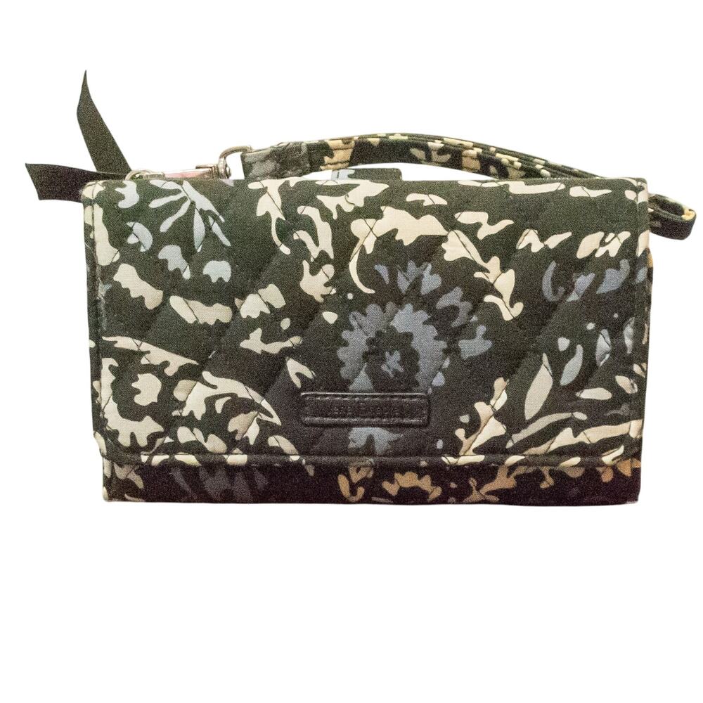 VERA BRADLEY Wallet Paisley Noir Quilted Cotton Trifold Wristlet RFID Protection